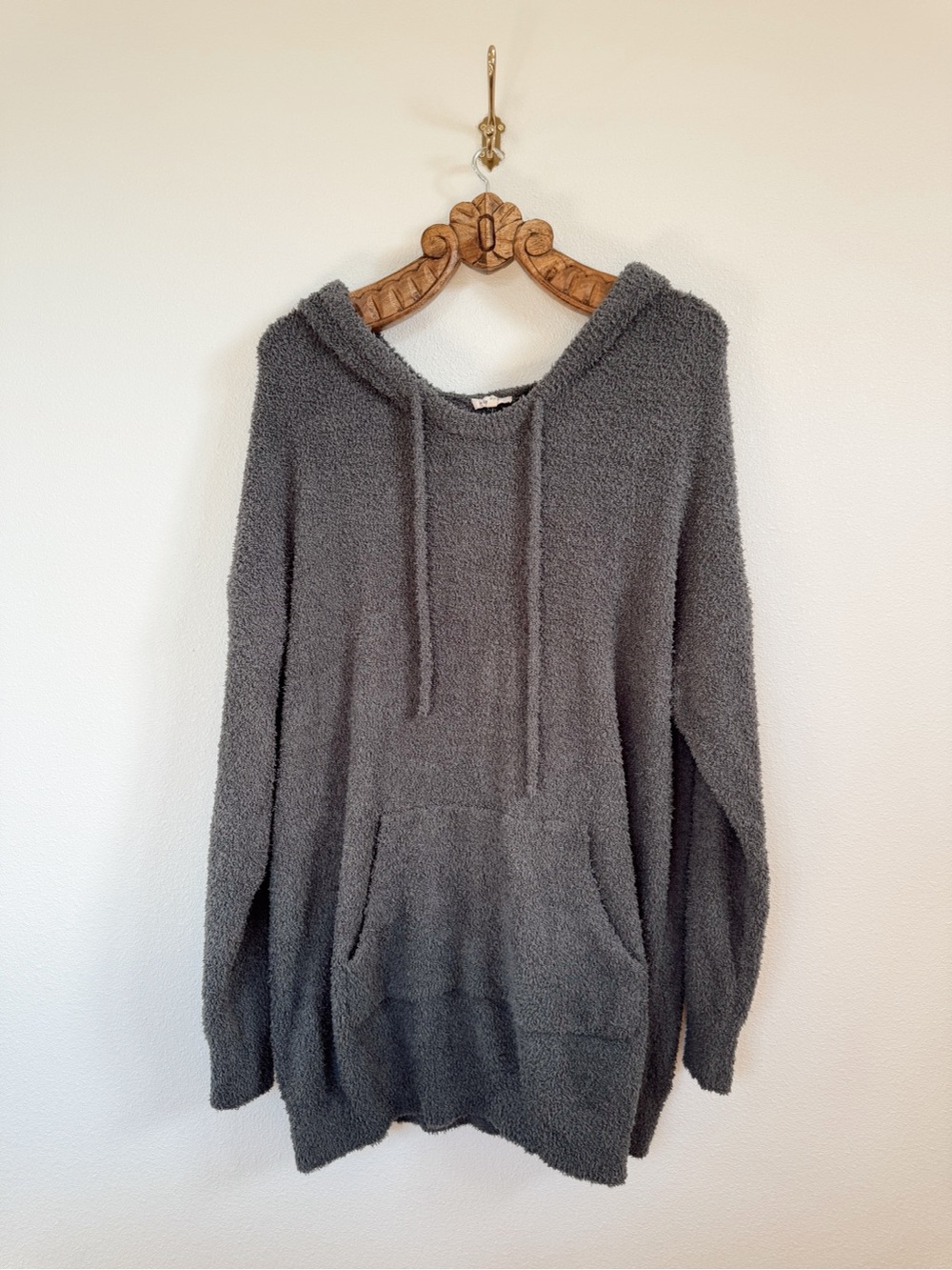 In Loom Charcoal Gray Plush Hoodie Sweater